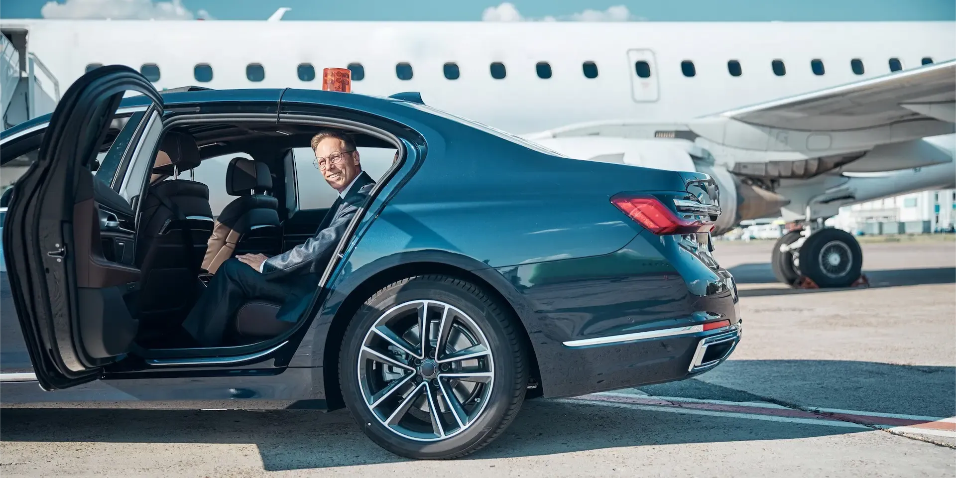 Yoyo airport transfer service